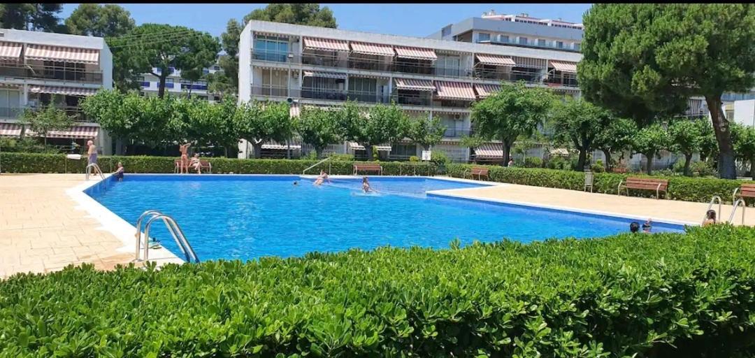 Apartamento Pitarra Cerca De Portaventura Salou Luaran gambar